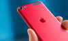 Apple kırmızı iPhone'ları duyurdu