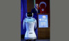 Ulaştırma Bakanı sözünü kesen robota format attırdı