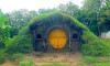 Filmden esinlenerek kendi Hobbit evini yaptı