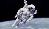 NASA Ay'da kullanılacak astronot kıyafetlerini test etmeye başladı