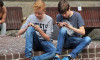 İngiltere'de yapılan araştırmaya göre '10 gençten 4'ü telefonsuz yaşayamıyor'