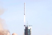 Çin, iki uyduyu uzaya fırlattı
