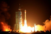 Çin'in Şicien uyduları uzaya fırlatıldı