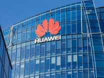 Huawei, yeni akıllı telefonunu piyasaya sürdü