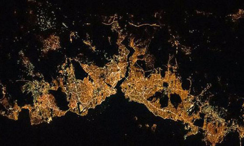 ABD'li astronot İstanbul'u uzaydan paylaştı