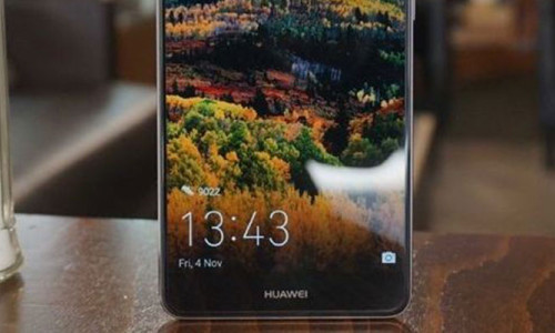 Huawei Mate 10 Pro iPhone X'den pahalı olacak