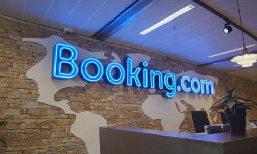 Booking.com faaliyetlerine bu yıl devam edebilir