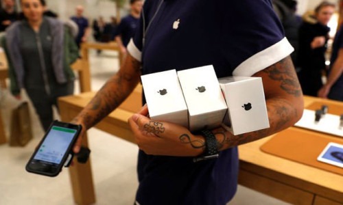 Apple üç yeni modelini satışa sunmaya hazırlanıyor !