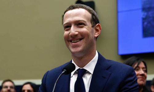 Facebook hisseleri 9.1 yükseldi, Zuckerberg 5.7 milyar dolar kazandı