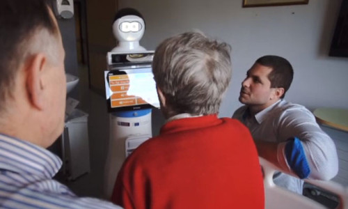 Demans hastalarına yardımcı robot geliştirildi