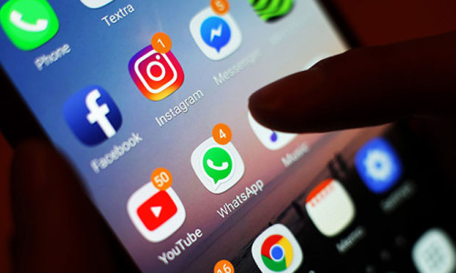 Facebook, WhatsApp ve Instagram'a boykot