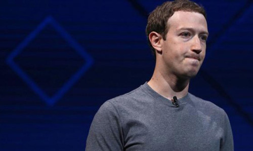 Facebook'un kurucusu dünyanın en zengin üçüncü ismi oldu