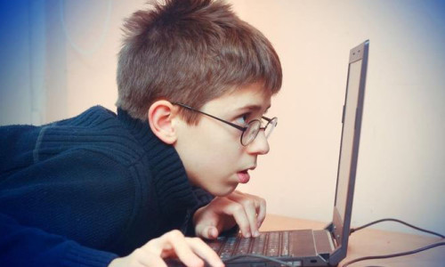 İnternet kullanım sınırı çocuklara bırakılmalı mı?
