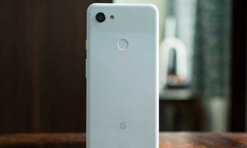 Google 400 dolarlık telefon tanıttı