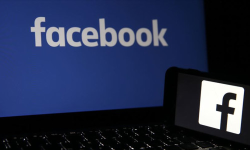 Facebook QAnon hesaplarını kapatıyor