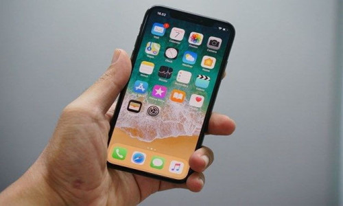 Apple “eski iPhone’ları yavaşlatma” cezası aldı