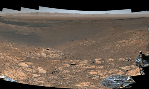 Curiosity'den Mars manzarası