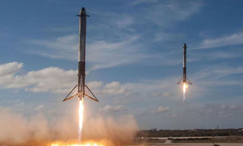 SpaceX, 60 internet uydusunu uzaya fırlattı