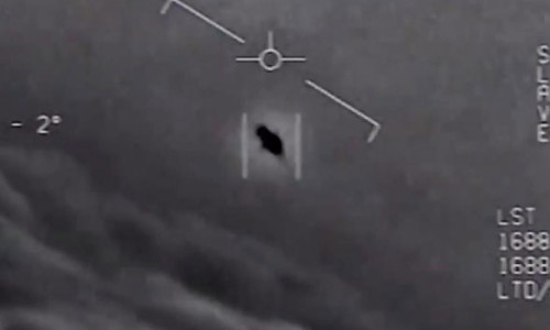 ABD Savunma Bakanlığı ilk kez UFO görüntülerini yayınladı