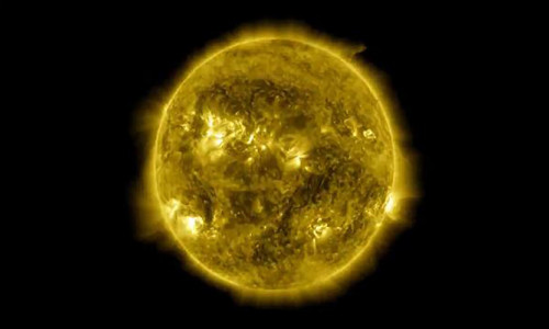 NASA, Güneş'in 425 milyon fotoğrafını 60 dakikaya sığdırdı