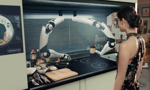 Mutfakta robot aşçı var