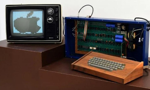 İlk orijinal Apple bilgisayarı açık arttırmaya çıkıyor