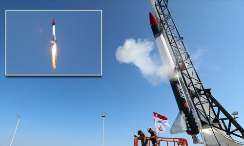 Türk uzay aracında kullanılacak roket test edildi