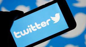 Twitter, Hindistan'ın internet düzenlemelerine uyacağını bildirdi