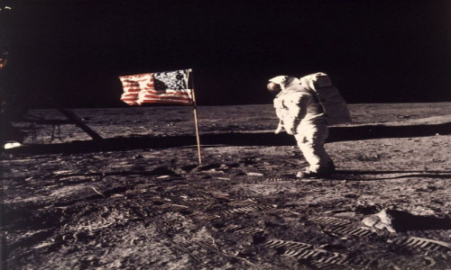 50 yıl sonra Ay'a yolculuk