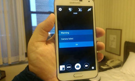 Galaxy S5 su aldı ve arıza verdi
