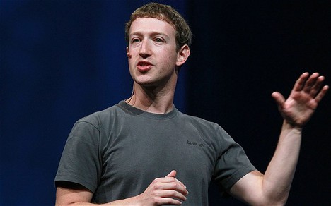 Zuckerberg 'operatörlerin' keyfini kaçırdı