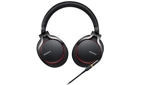 Sony'den yüksek çözünürlüklü sesli kulaklıklar