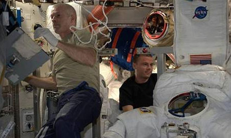 Astronotlar 6 ay sonra Dünya'ya döndü
