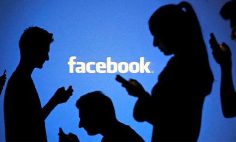 Facebook'taki fotoğraflarınız tehlikede