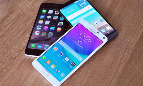 Galaxy Note 4, iPhone 6'yı tahtından indirdi