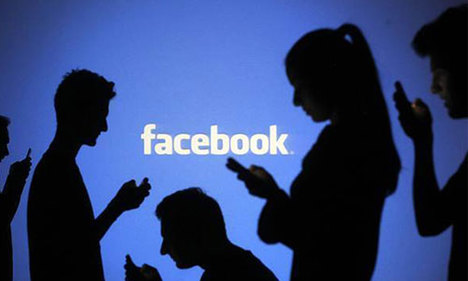 Facebook'tan izinsiz girişler için SMS bildirimi