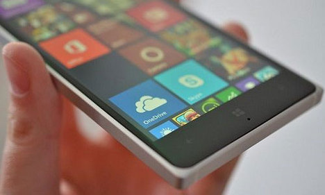 Microsoft'un gizemli Lumia telefonu ortaya çıktı
