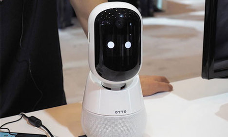Samsung'un yeni üyesi Robot Otto!