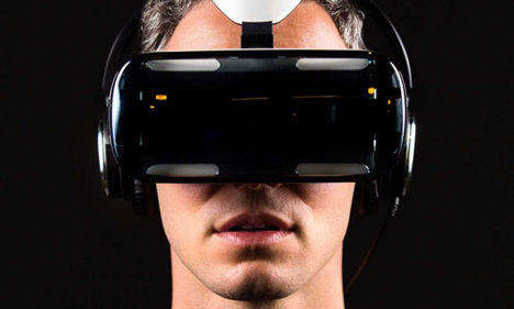 Samsung, bağımsız VR gözlüğü üzerinde çalışıyor